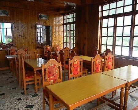 Hotel Him Parvat Manāli Extérieur photo